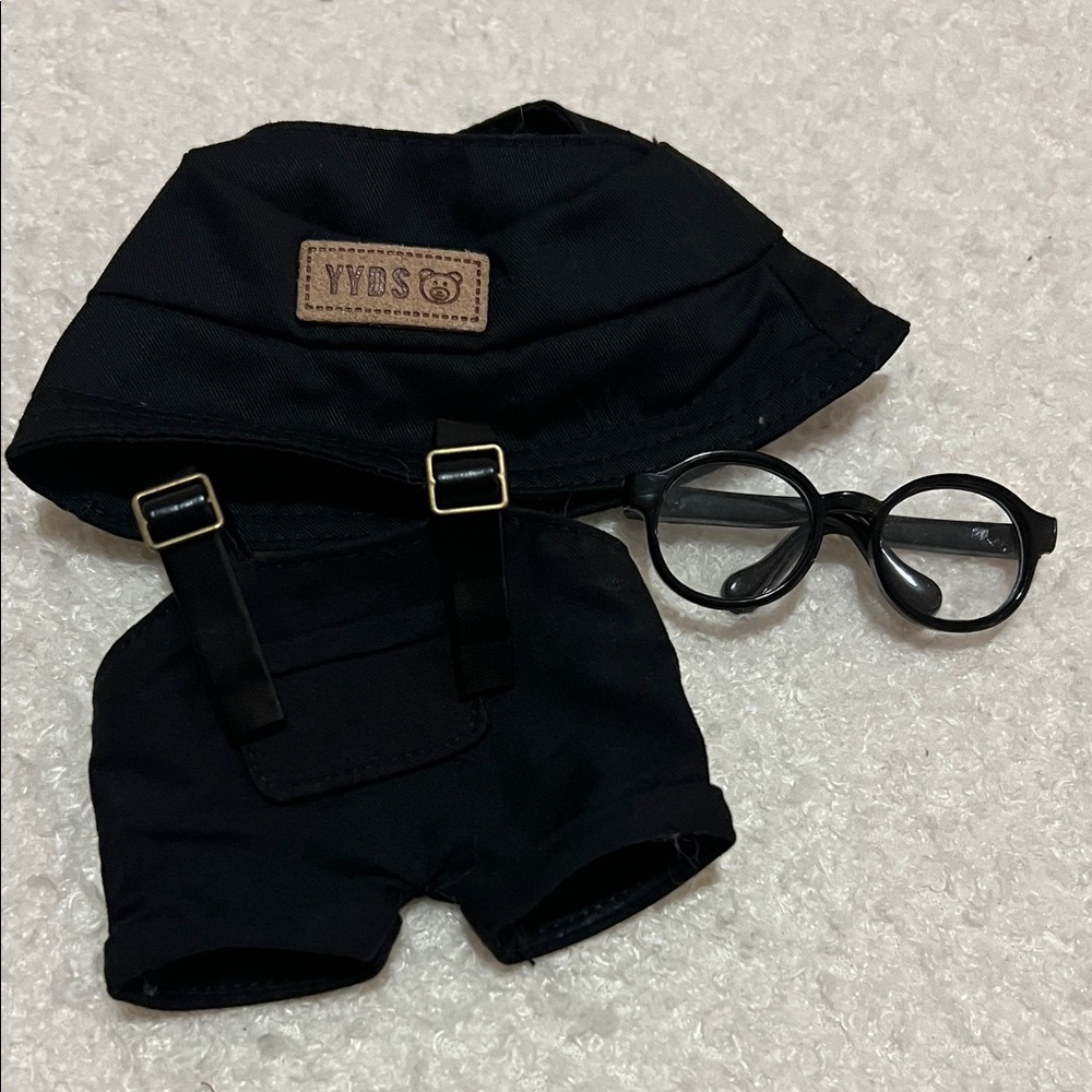 Black Bucket Hat and Shorts Set with Glasses